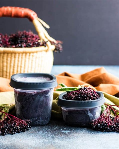 How to Make Elderberry Syrup: Simple Recipe with Fresh or Dried Berries