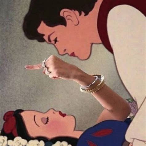 Create meme "snow white, snow white wakes up, disney snow white prince kisses" - Pictures - Meme ...