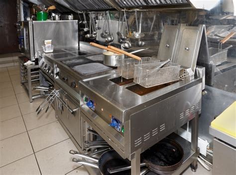 Restaurant Equipment Cleaning | Commercial Kitchen Cleaning