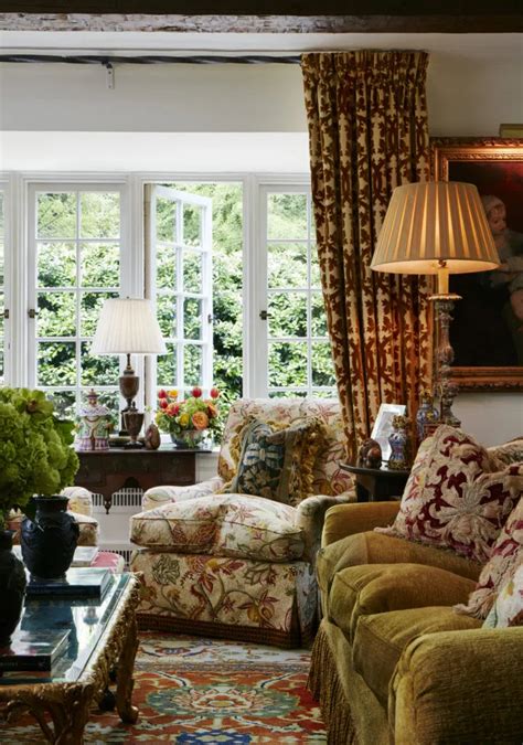 William Eubanks' English Country Cottage in Memphis - The Glam Pad in 2020 | Country house decor ...