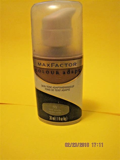 Max Factor Colour ADAPT Skin-tone Adapting Makeup 75 Golden for sale online | eBay
