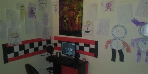 My FNaF themed office : r/fivenightsatfreddys