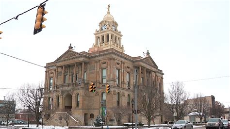 Murals, presidential portraits hidden inside Historic Marion County Courthouse | 10tv.com