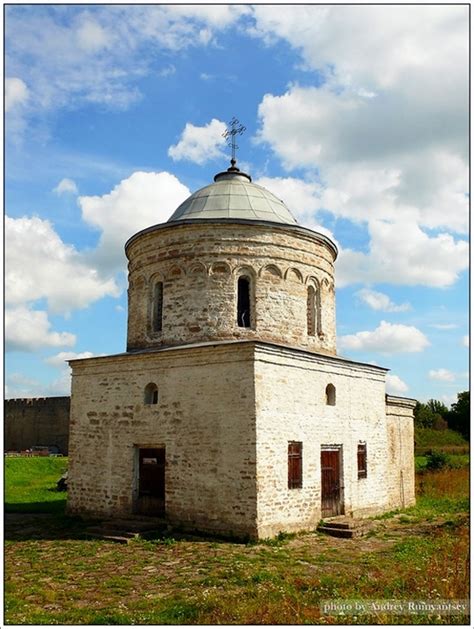 Ivangorod town fortress pictures · Russia Travel Blog