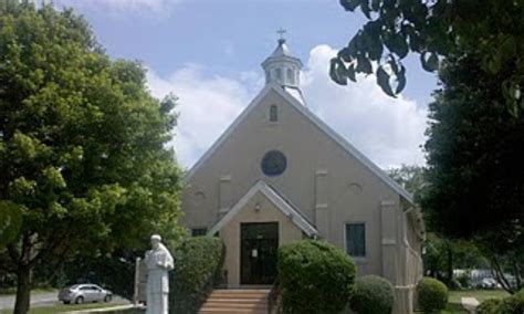 Saint Francis de Sales Catholic Church in Benedict, MarylaND ...