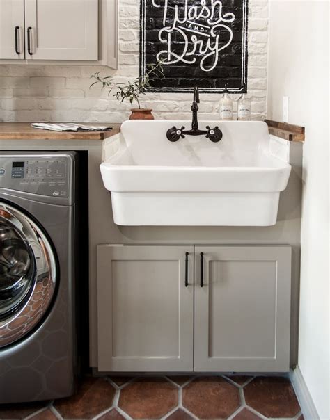 Laundry Rooms With Utility Sinks at Beverly Tabor blog