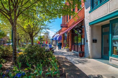 The 10 Best Things to Do in Hendersonville NC