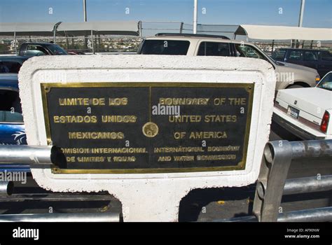 Ciudad juárez border crossing hi-res stock photography and images - Alamy