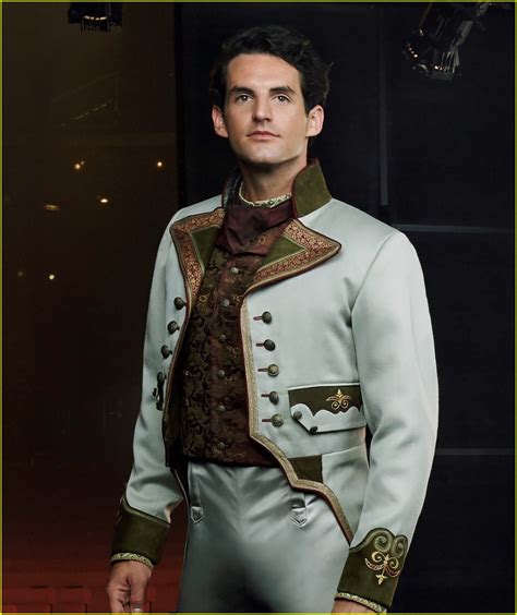 'Frozen the Musical' - First Look at the Actors in Costume!: Photo 3943220 | Broadway Pictures ...