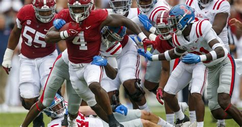 Brian Robinson breakout: Alabama RB gashes the Ole Miss defense with 4 TDs