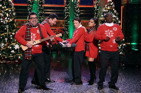 Ariana Grande Joins Jimmy Fallon for ‘SNL’ Christmas Song Performance ...