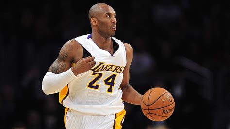 Kobe leads Lakers to comeback victory over Pacers