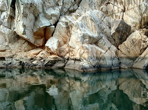 Bhedaghat; Floating through the Narmada's marble cliffs | The ...