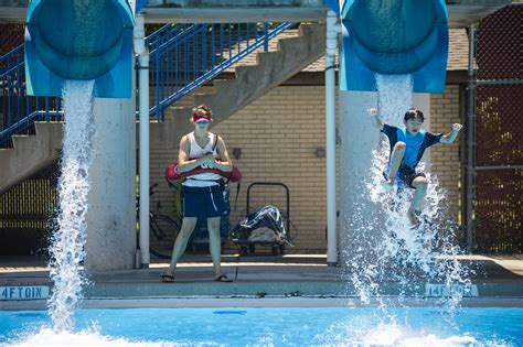 Oak Park opens pools - Oak Park