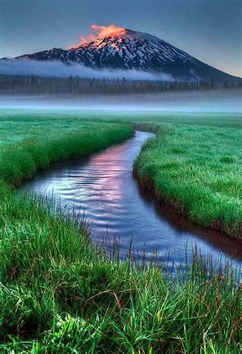 Sparks Lake, Bend, Oregon | Beautiful nature, Wonders of the world, Landscape photography