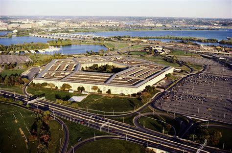 Pentagon Tours – Reservations, Parking, and Visiting Tips