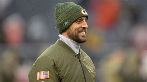 Aaron Rodgers Big Mustache - Watch Aaron Rodgers And His New Beard Give Max Homa A Hilarious ...