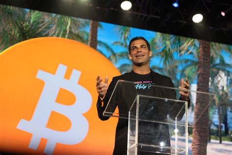 Miami Mayor Francis Suarez Got Crypto Rich While Voters Got Crushed by FTX - Bloomberg