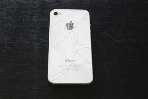 Repairing a Cracked iPhone Back | ThriftyFun