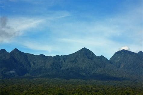 Mount Bosavi Crater | Wondermondo