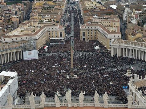 Pope Francis' first Angelus blessing at St. Peter's Square