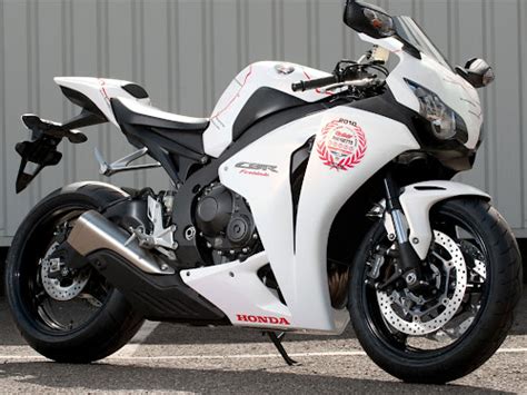 Honda CBR1000RR Fireblade McGuinness Hutchy Special Edition | New ...