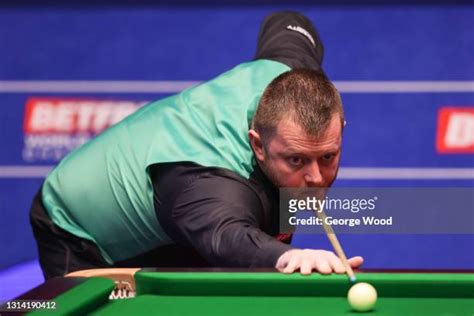 Mark Allen Snooker Player Photos and Premium High Res Pictures - Getty ...