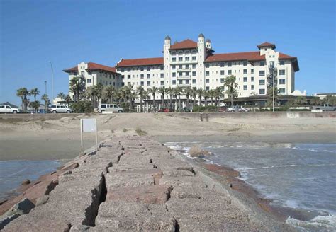 Southwestern Ghosts and Hauntings: The Hotel Galvez - Galveston, TX