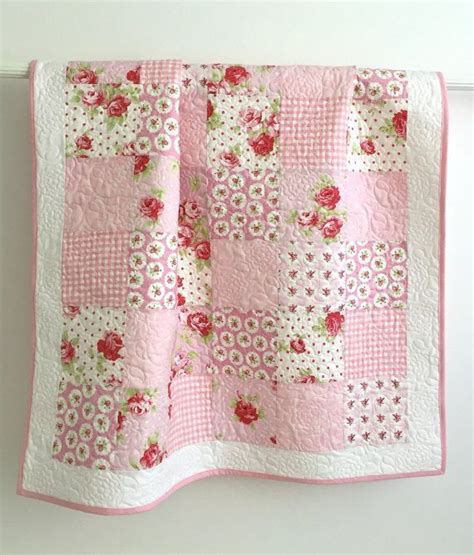 Irresistible Sew Easiest Baby Blanket Ideas | Baby girl quilts, Pink ...