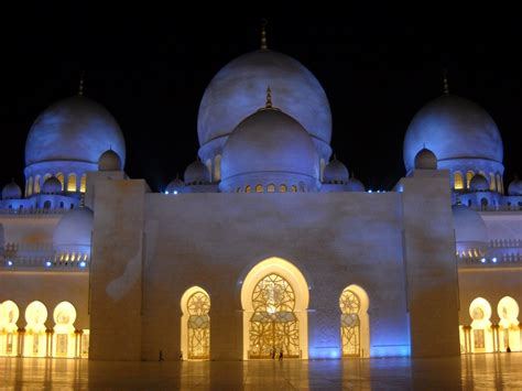 The Azanian Sea: Abu Dhabi: Sheikh Zayed Mosque