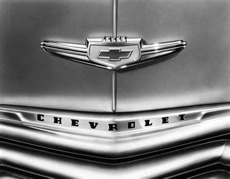 Origin Of The Chevrolet Bowtie Badge Revealed After 100 Years | Top Speed