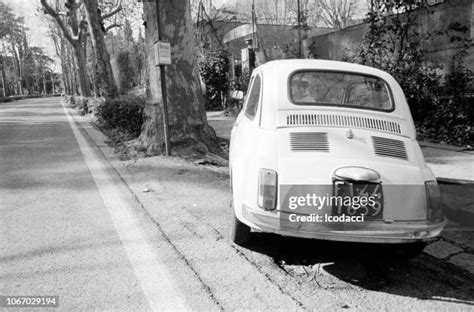 Fiat 500 On White Photos and Premium High Res Pictures - Getty Images