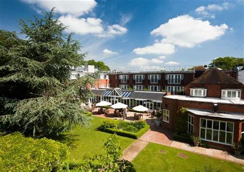 The Bull Hotel Gerrards Cross - Compare Deals