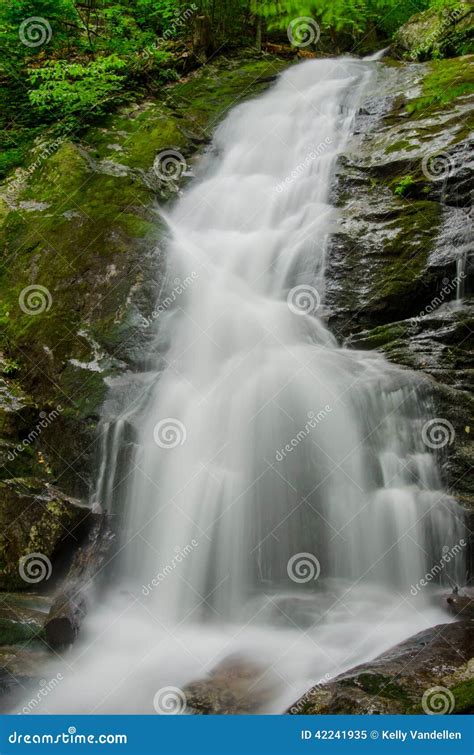 Slow Shutterspeed of Waterfall Stock Image - Image of creek, green: 42241935