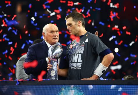 Tom Brady to become lead analyst at FOX after playing career ends ...