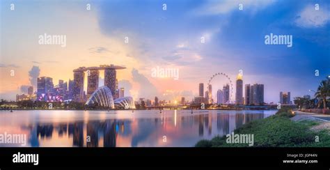 Singapore skyline background Stock Photo - Alamy