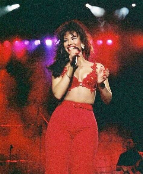 10 Reasons Why Selena Is Still An Icon | by Simone Stancil | Medium