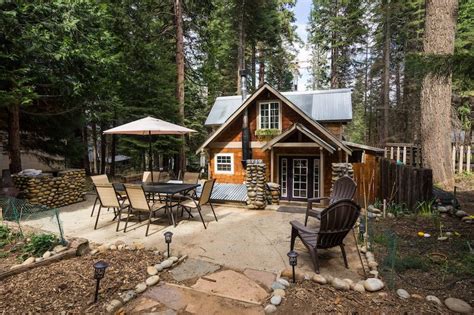 17 Absolutely Best Yosemite Cabins For Rent