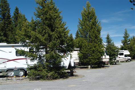 Fishing Bridge RV Park - Yellowstone National Park Lodges