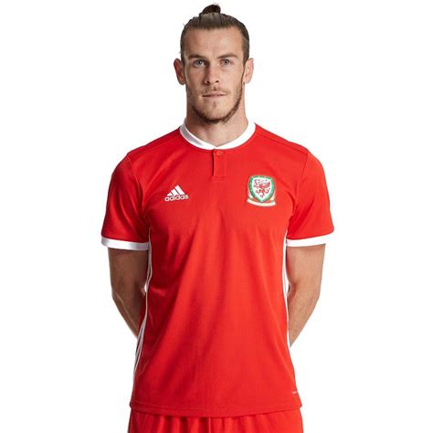 Wales 2018 Home Kit Released - Footy Headlines