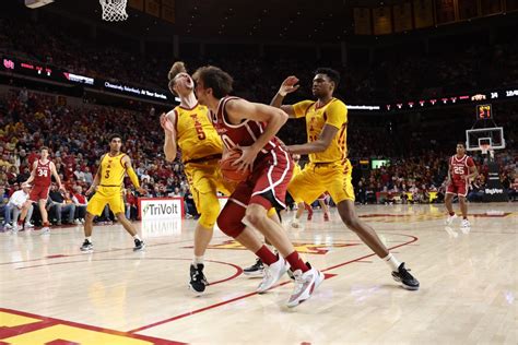 Oklahoma Basketball: Sooners show more competitive fire of late