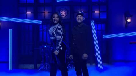 Watch Chance the Rapper Host and Performs on SNL