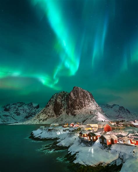 Northern Lights at Hamnøy, Lofoten Islands | Northern lights ...