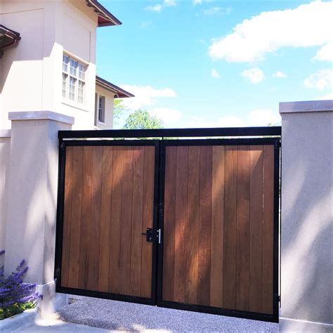 Wood and Metal Double Entry Gate - Great Lakes Metal Fabrication