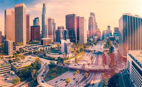 Top 25 Most Amazing Things to Do Alone in Los Angeles