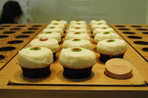 Sprinkles Cupcakes: The Best Treats in Chicago - The Chicago Lifestyle