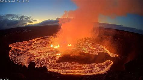 EN DIRECT | Kilauea, l'un des volcans les plus actifs au monde entre en ...