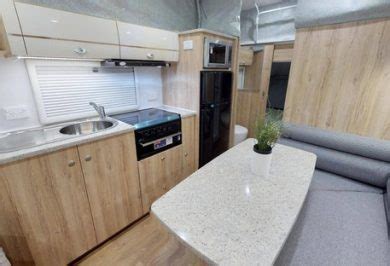 MAXXI CARAVANS - Avan Adelaide