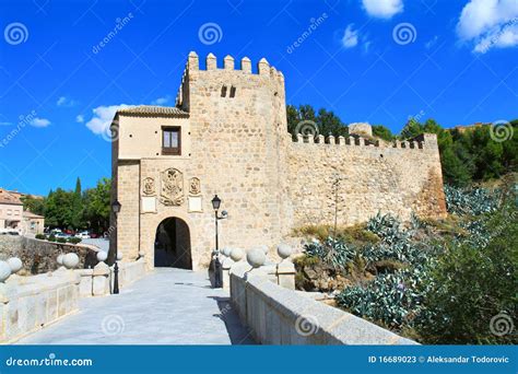 Medieval San Martin Bridge - Toledo Stock Image - Image of bridge ...