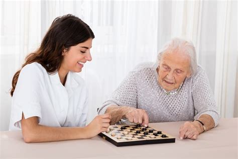 7 Awesome Games for Seniors